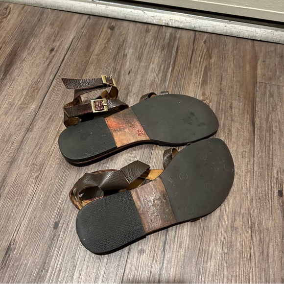 Matt Bernson Brown Gladiator Leather Sandals - Picture 5 of 5